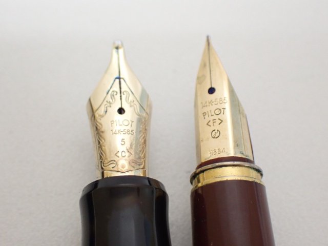 万年筆 PILOT 18K PLATINUM 細軟 + CUSTOM 74 14K-585 + DELUXE + 不明