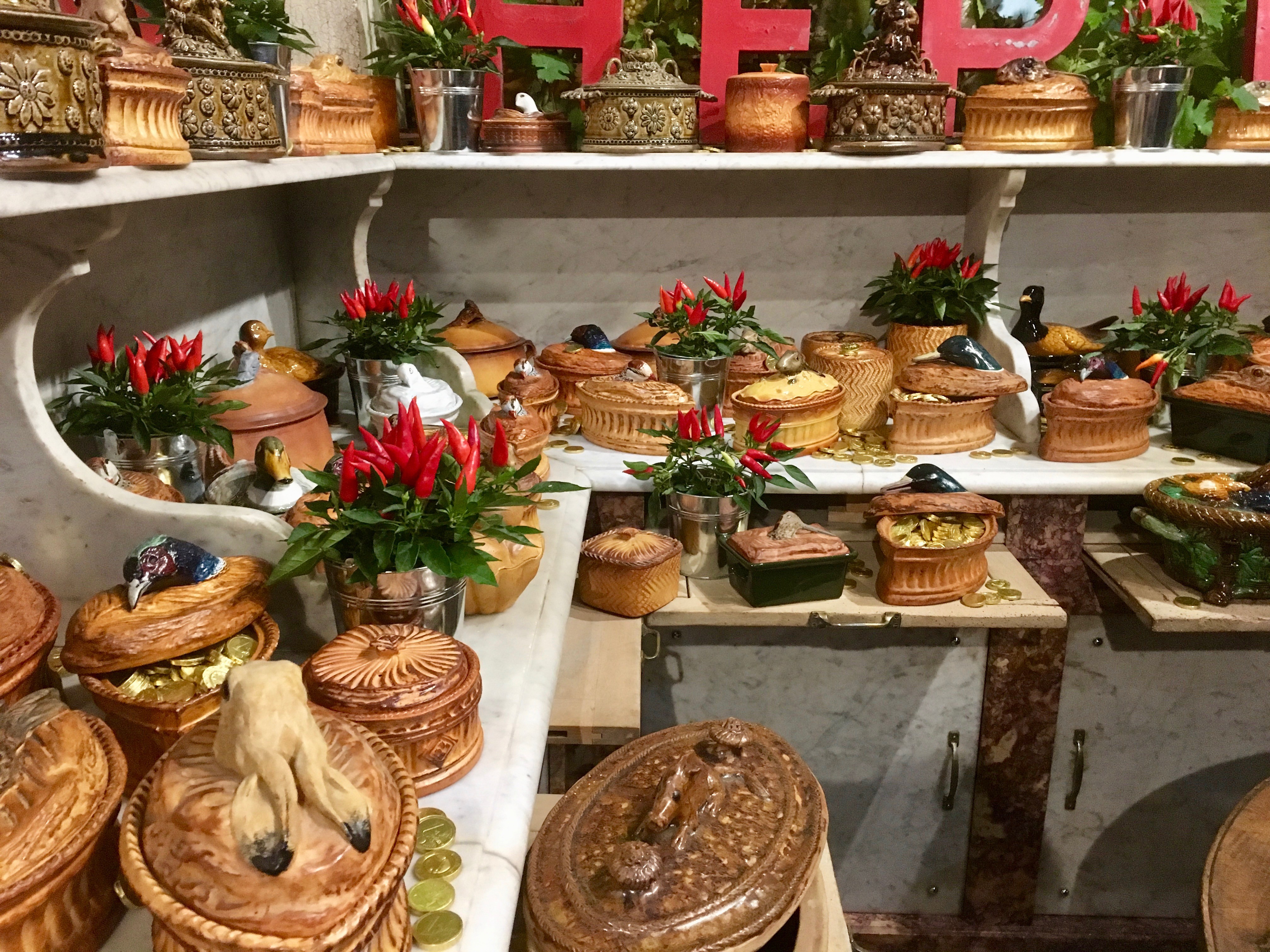 クリニャンクールのアンティーク蚤の市の、朝までソワレ｜ CHICHI