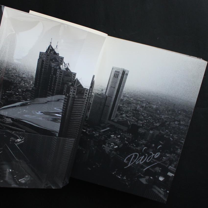 新宿 / Shinjuku（Second Printing, Signed with OBI） - 森山 大道