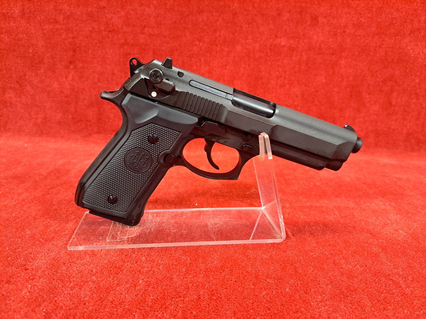 マルシン 発火型モデルガン U.S.N 9mm M9 ドルフィン ブラックヘヴィー