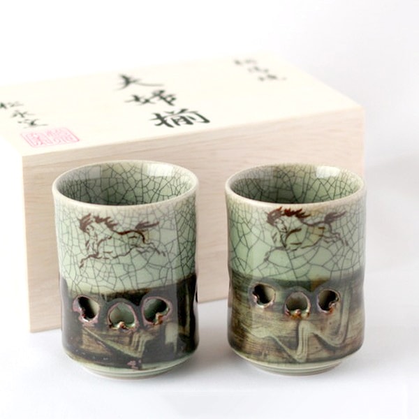 松風作 湯呑揃 共箱 以さむ刻 総彫 刷毛目 萬古焼 名工 松風作 湯呑揃