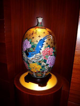 美しい古美術品◼️蔵から可愛らしい狸タヌキと思われる香壺が出て来