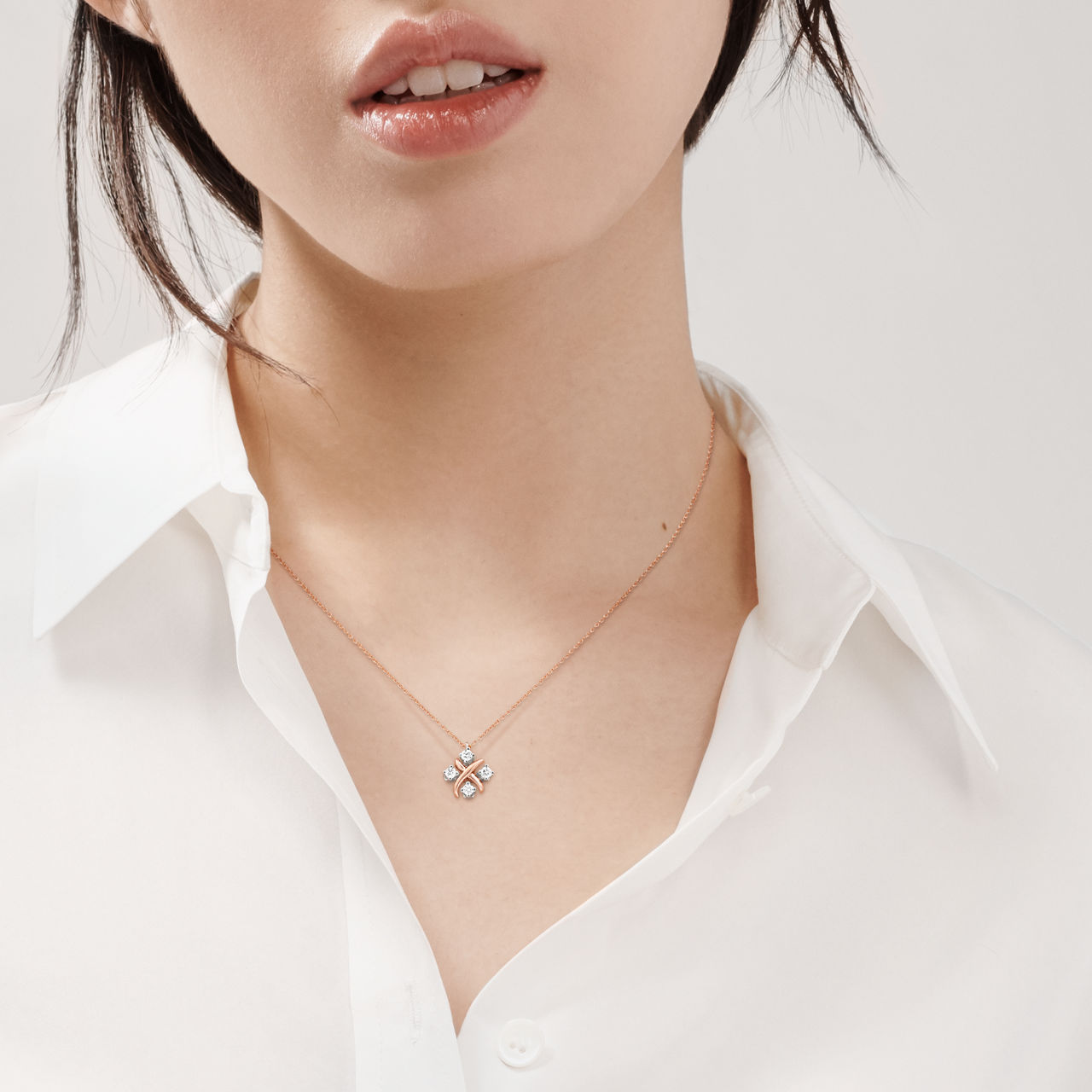Sixteen Stone by Tiffany:Pendant in Rose Gold and Platinum with