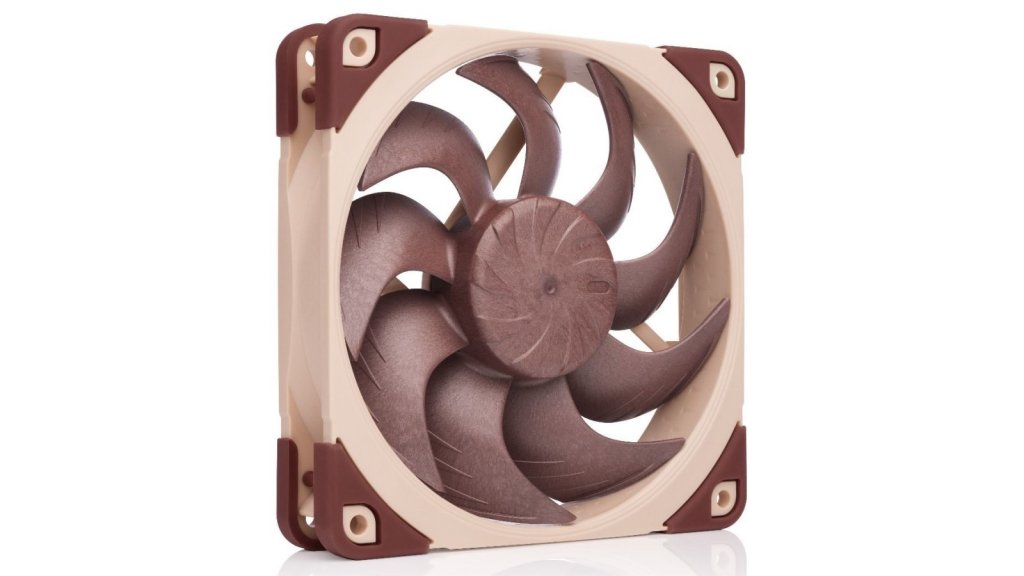 NF-A12x25 PWM 2個とNF-A12x15 PWM 1個を付属品込み Amazon.com