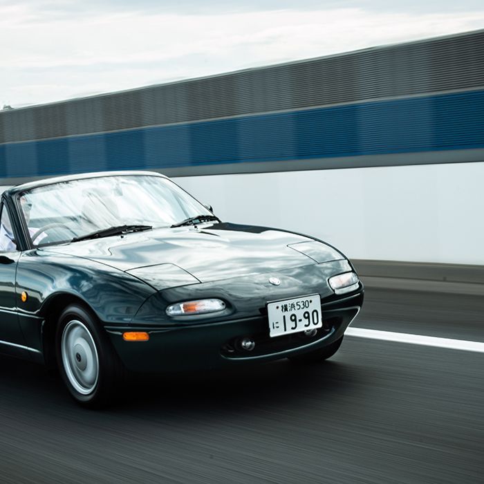 マツダ”ではなく“ユーノス”に意味がある──初代ロードスターにいま