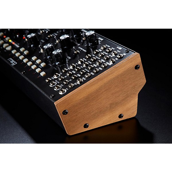 鍵盤楽器 Moog mother 32 Mother-32 – moog