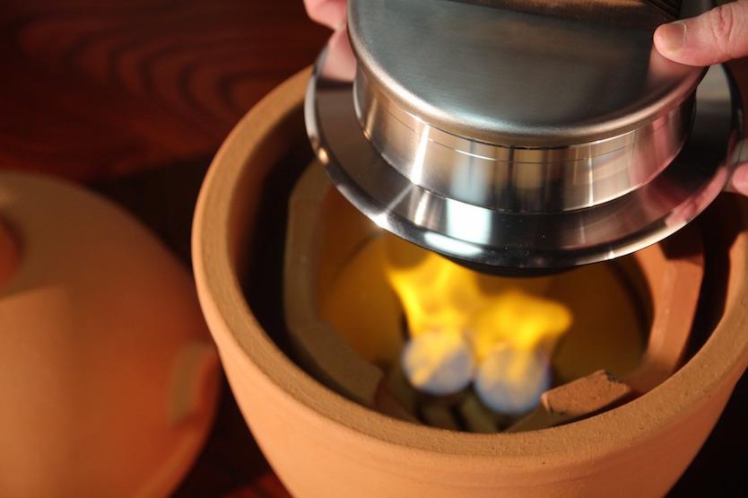 土鍋より簡単。絶品のごはんが炊ける「小田式ミニ蒸しかまど