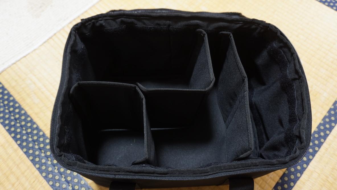 スノーピークの「ユニットギアバッグ」は仕切りを自在に変えられる