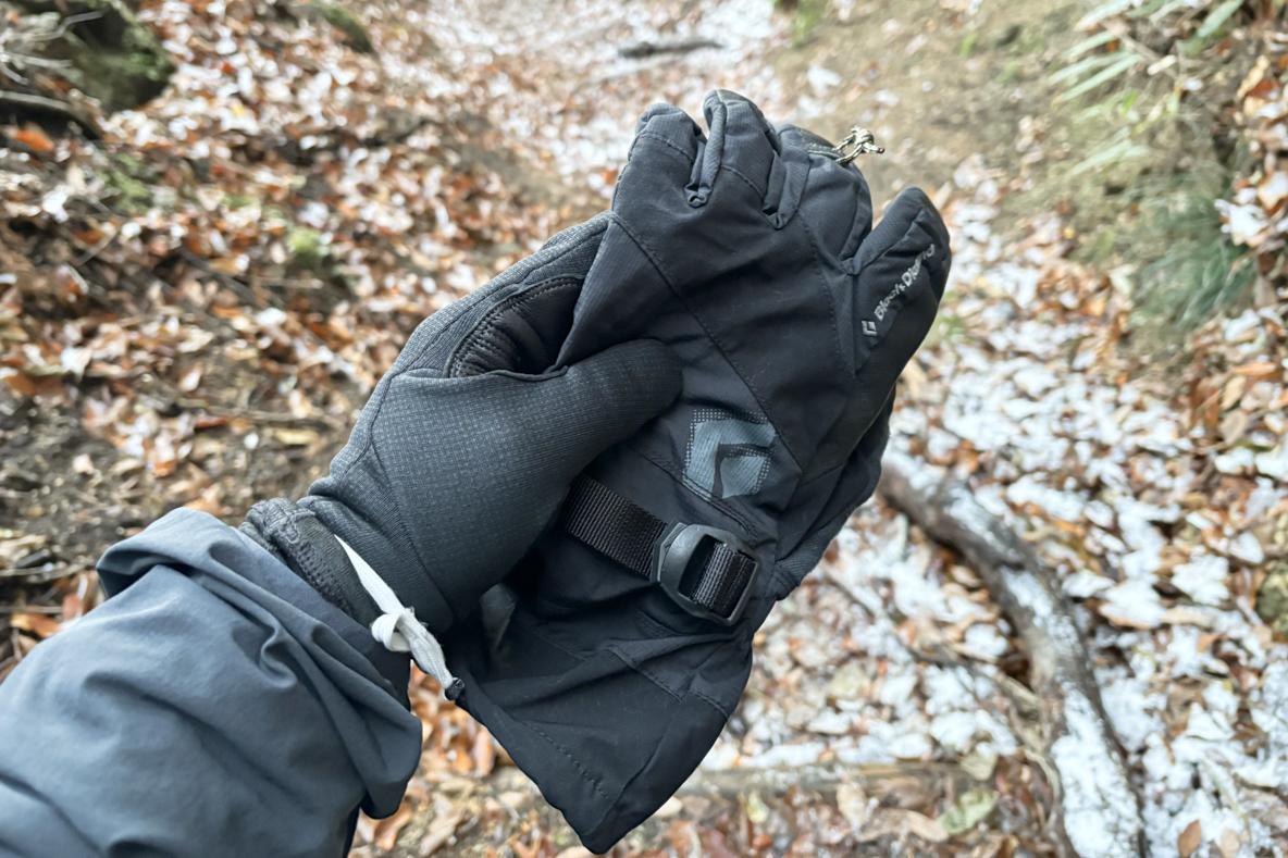 アークテリクスの「リベットグローブ」が冬の自転車＆アウトドア用手袋