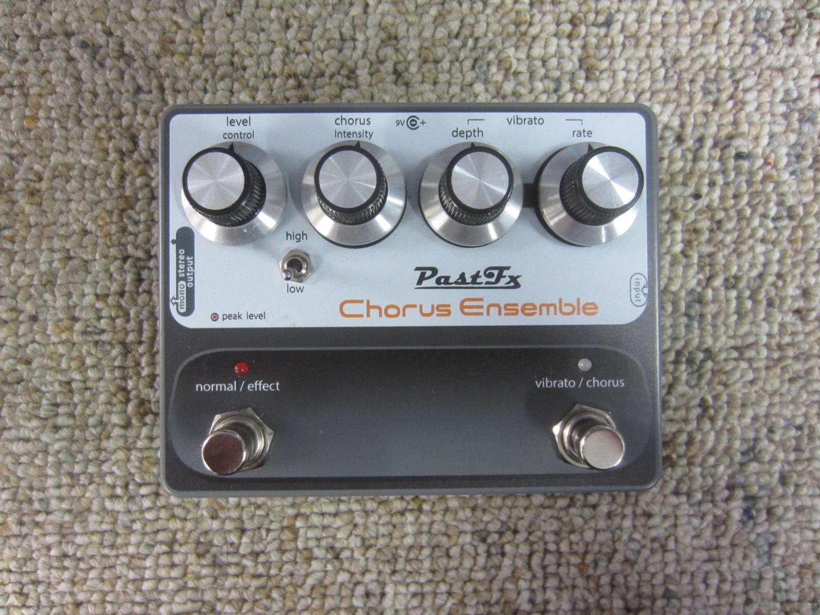 PastFx Chorus Ensemble Deluxeギターエフェクター PastFx Chorus