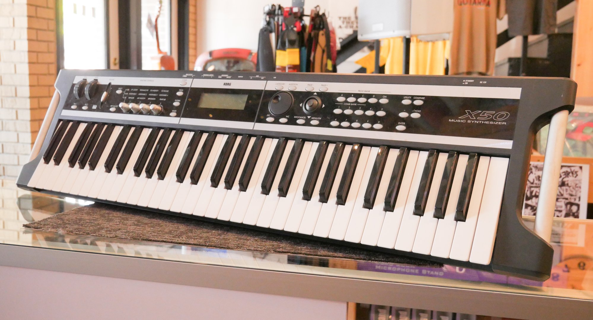 コルグ KORG シンセサイザー X50 61鍵盤 ソフトケース付き コルグ KORG