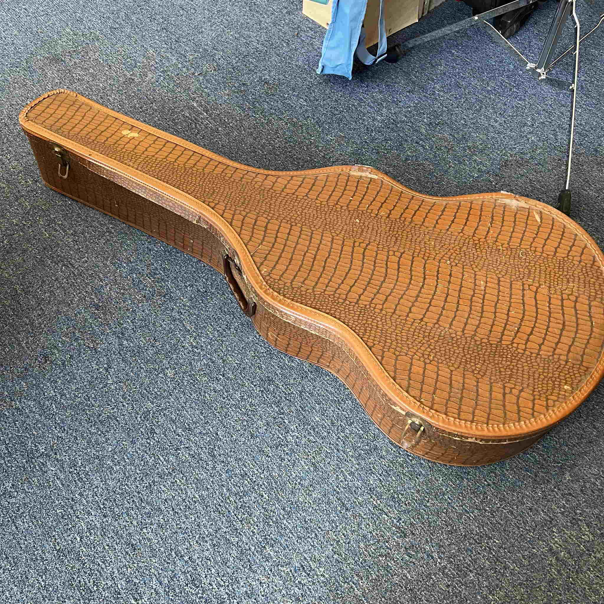 Gibson Chipboard Guitar Case Vintage Faux Alligator - 002022040401