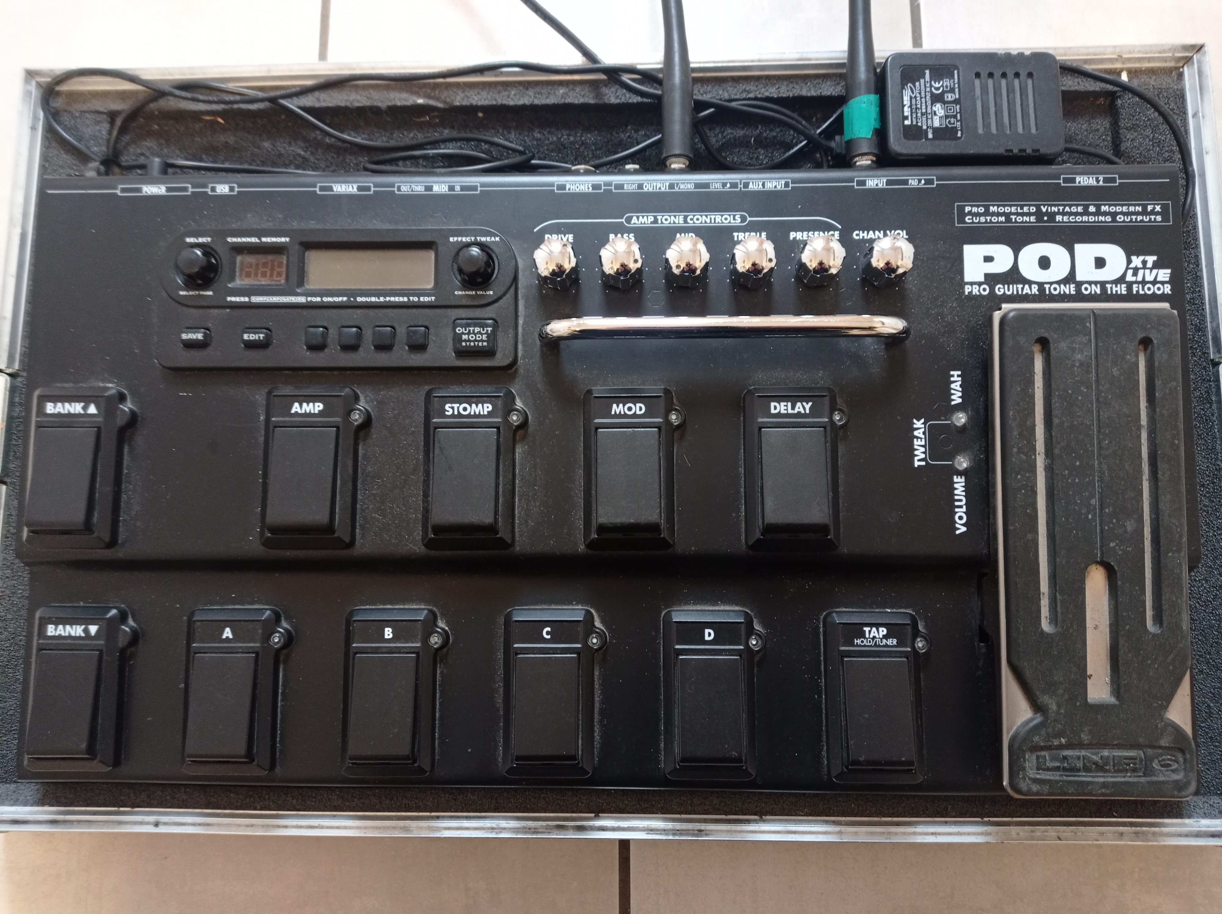 POD XT Live - Line 6 POD XT Live - Audiofanzine