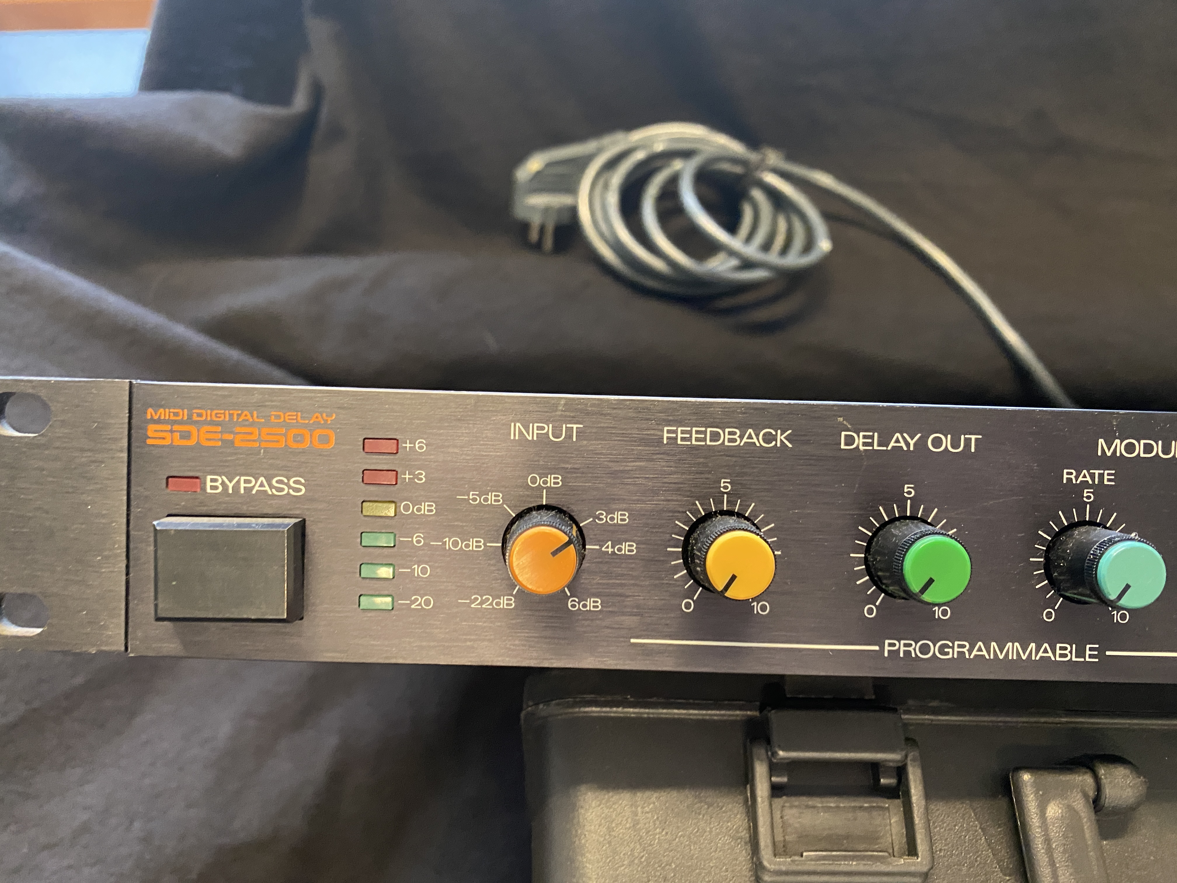 SDE-2500 - Roland SDE-2500 - Audiofanzine