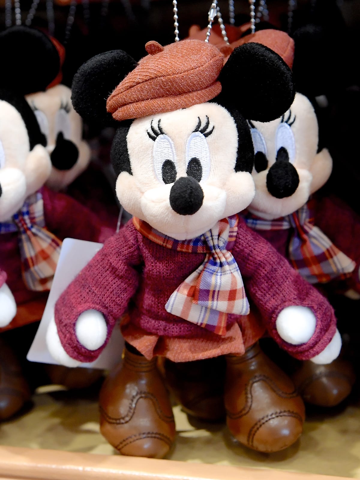 ディズニー ミニーのスタイルスタジオ ミニー ぬいぐるみバッジ 秋