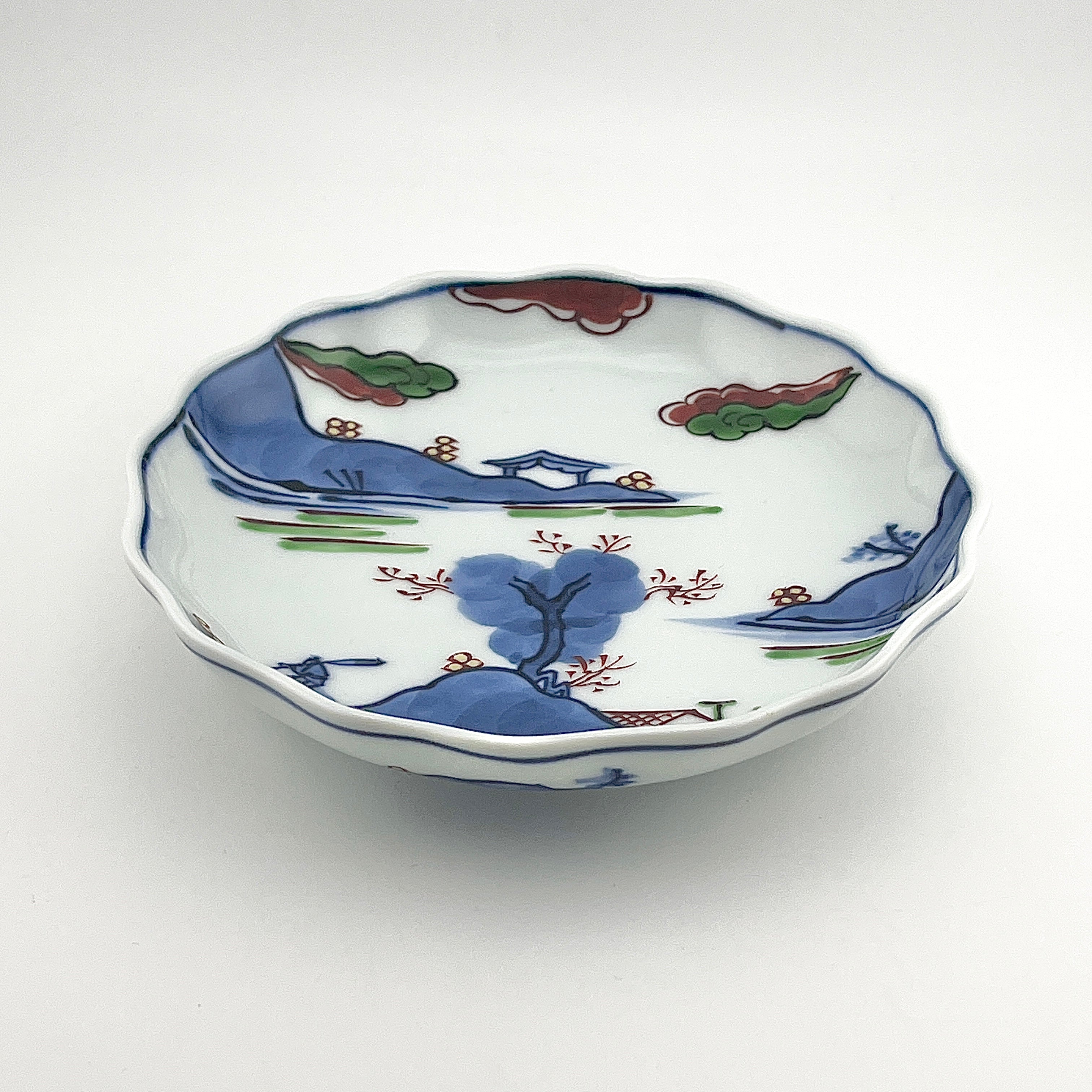 有田焼 源右衛門窯 染錦山水絵花型銘々皿 – 生活民芸 なかむた
