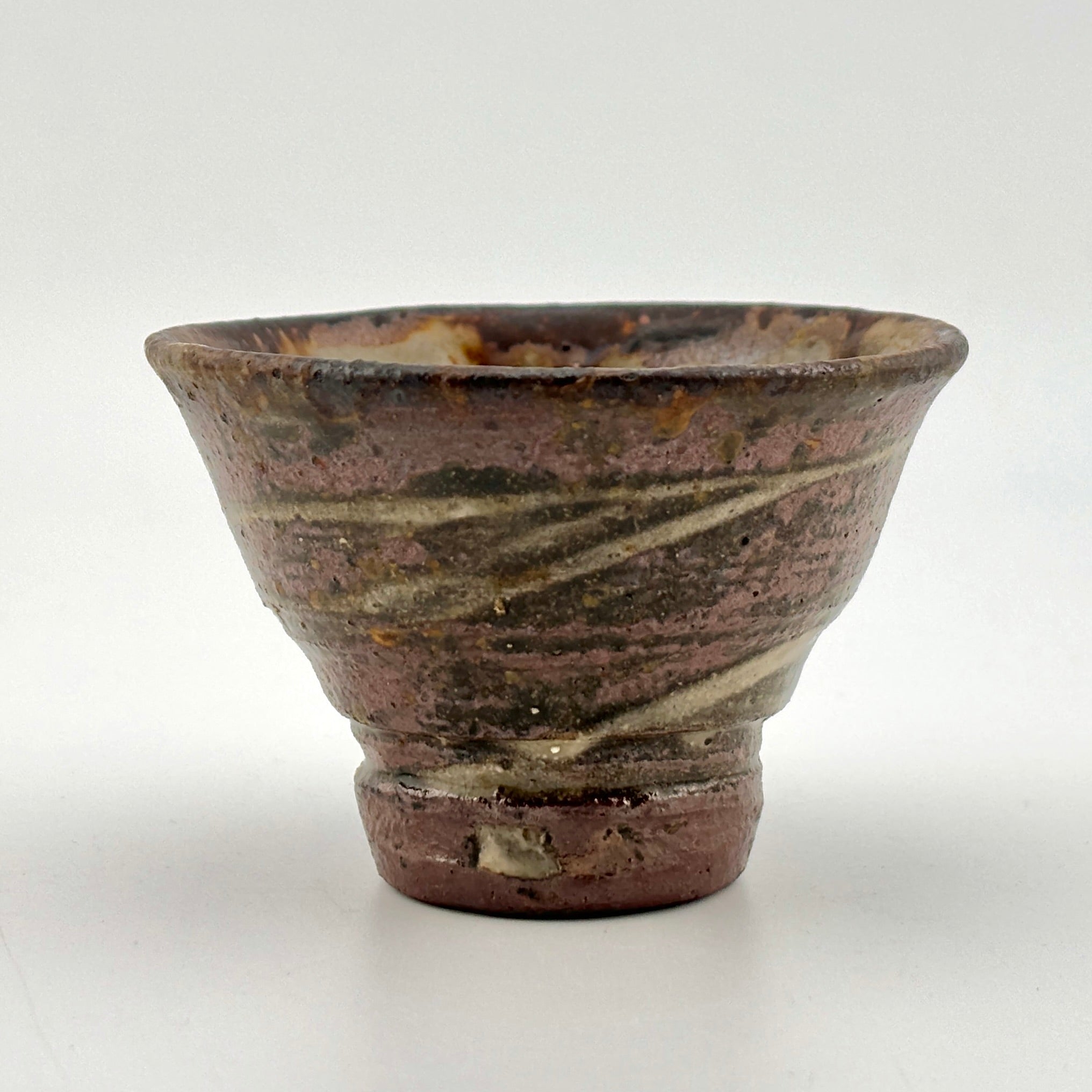 本物保証】金城次郎 ぐい呑 共箱 栞 人間国宝 壺屋焼 壷屋焼 魚文ぐい呑