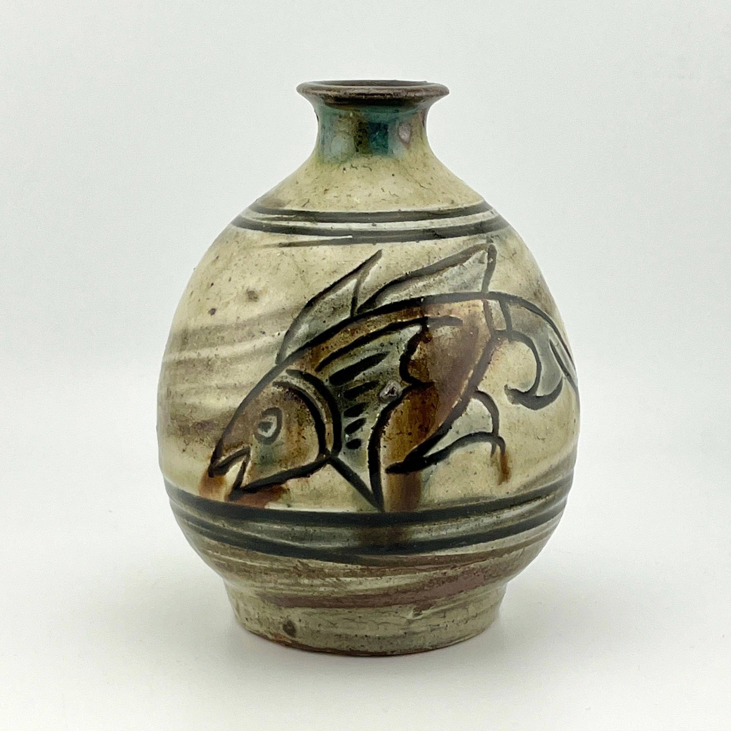 金城次郎 壺屋焼 魚文盃 ぐい呑 酒呑 酒器 沖縄 人間国宝 人間