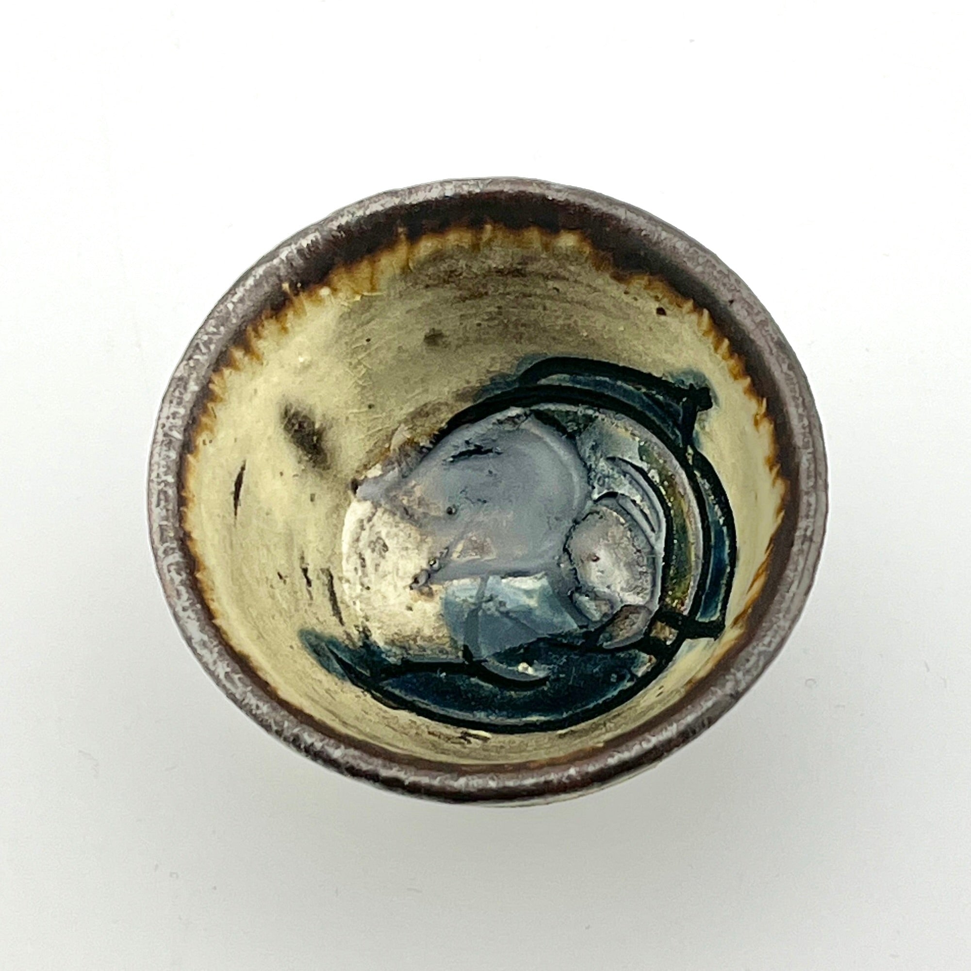 壺屋焼 人間国宝 金城次郎作 魚文ぐい呑 （笑う魚） – 生活民芸 なかむた