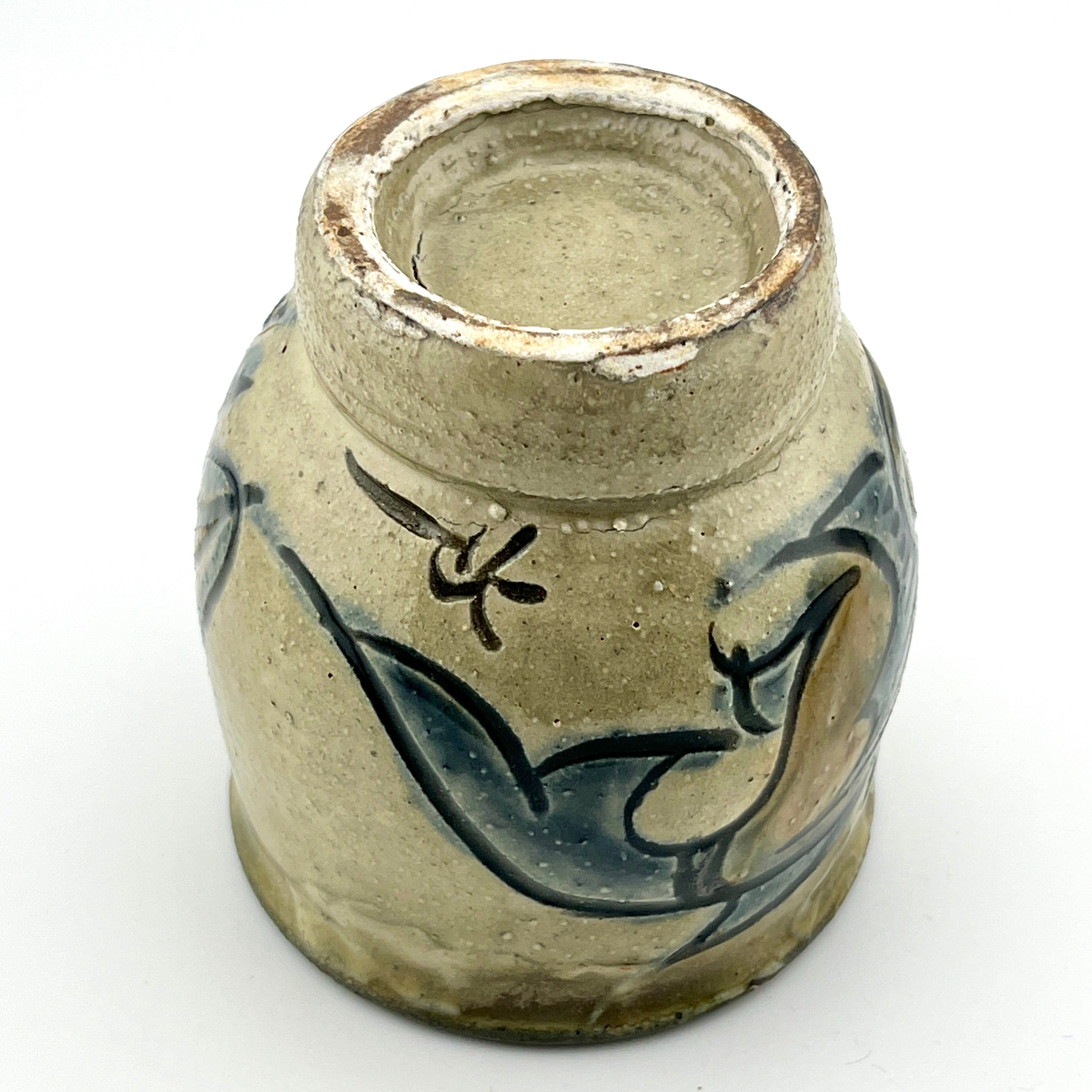 壺屋焼 人間国宝 金城次郎 作 魚文コップ 最終値下 沖縄 金城次郎