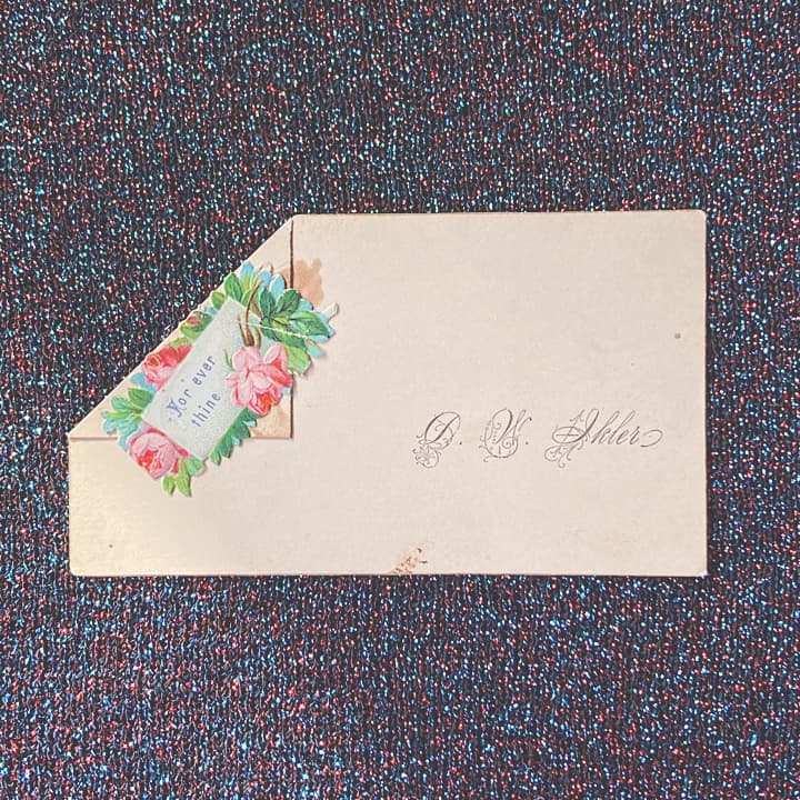 08G竪琴とパンジー、角に小さなクロモスのヴィクトリアン・コーリング