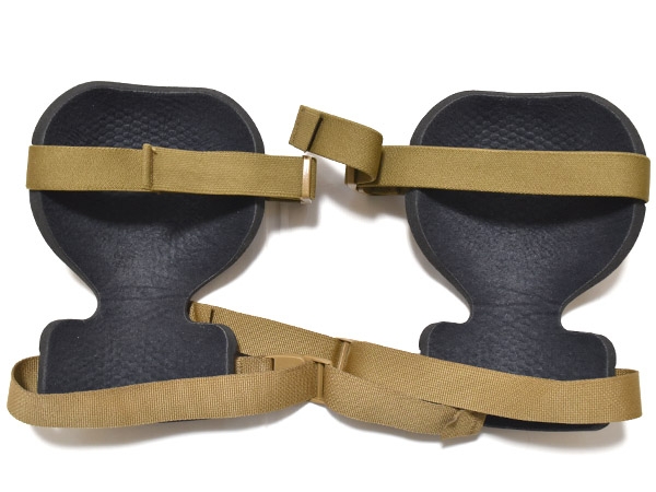 ARC'TERYX LEAF アークテリクス ニーパッド(実物) ARC'TERYX LEAF