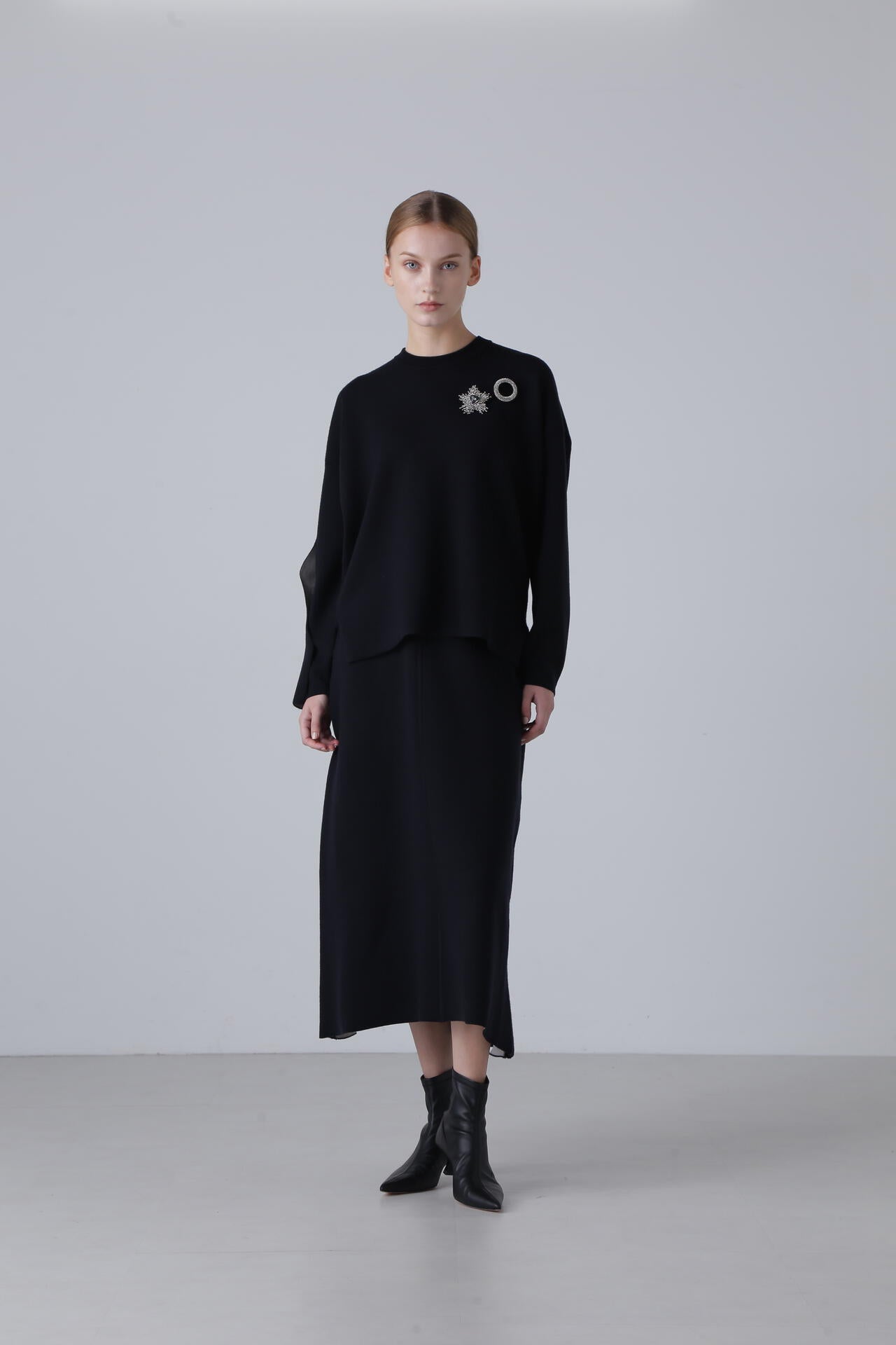 クリスタルシェイドブローチ | ADORE（アドーア） ｜【公式】通販mix