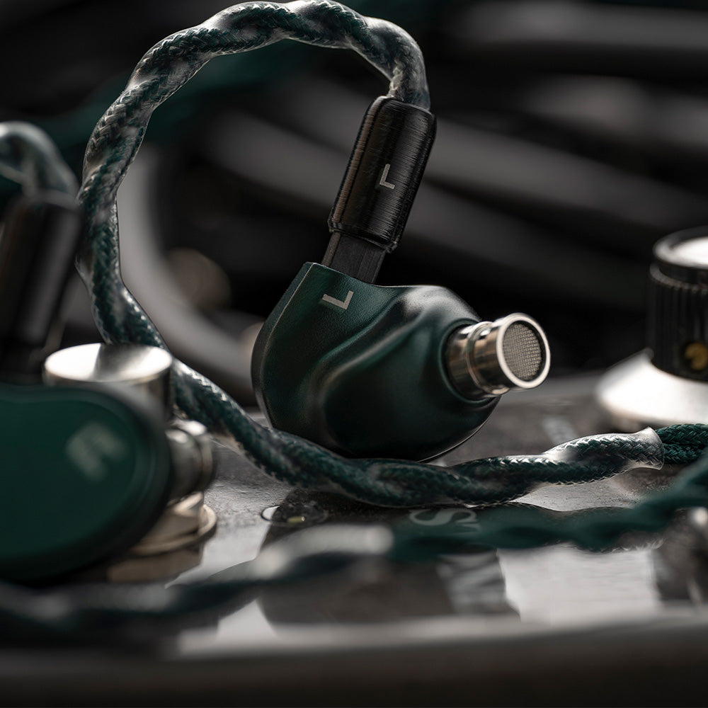 FAudio】Spring｜新世代ダイナミック型フラッグシップIEM – MIXWAVE