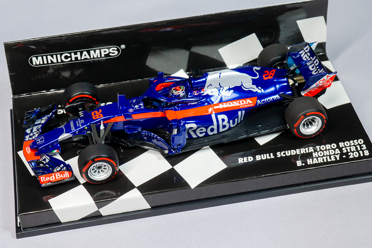 MINICHAMPS Toro Rosso STR13 Honda B. Hartley 2018 | b's mono-log