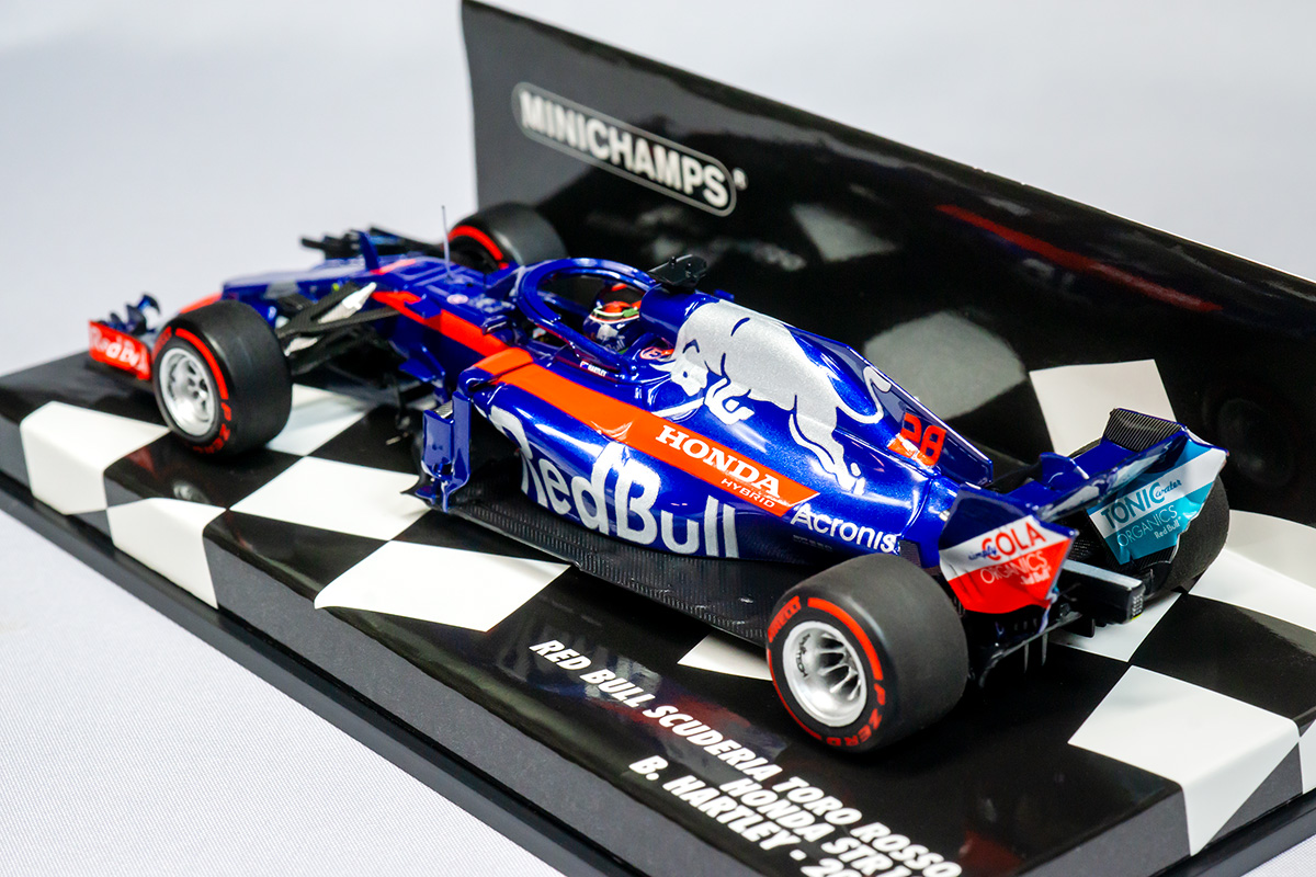 MINICHAMPS Toro Rosso STR13 Honda B. Hartley 2018 | b's mono-log