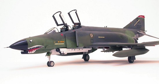 Revell 1/32 F-4E Phantom II by Lee Kolosna