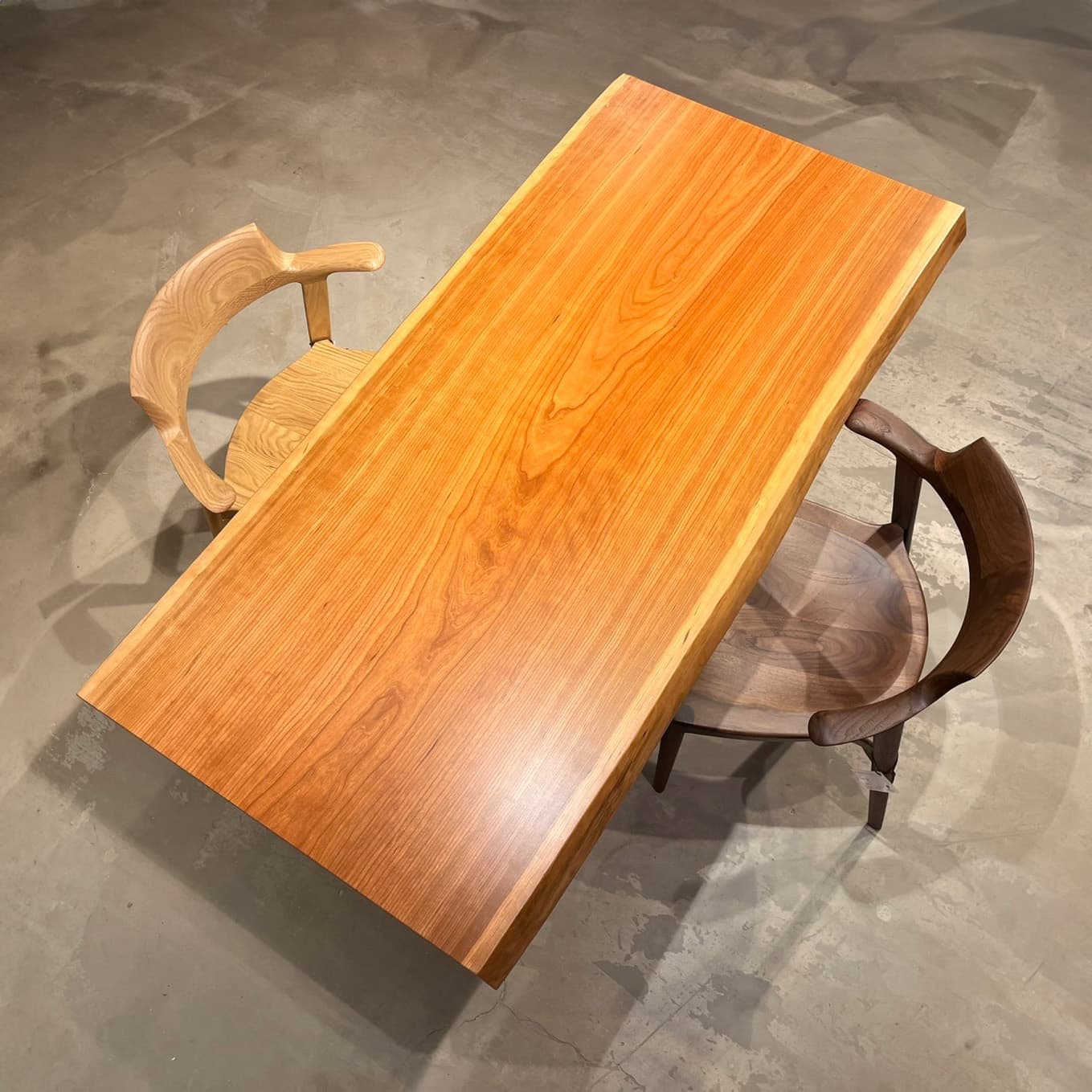 レア！無垢材 虎杢 縮み杢 高級家具 23kg 一枚板 座机 文机 座敷机 座