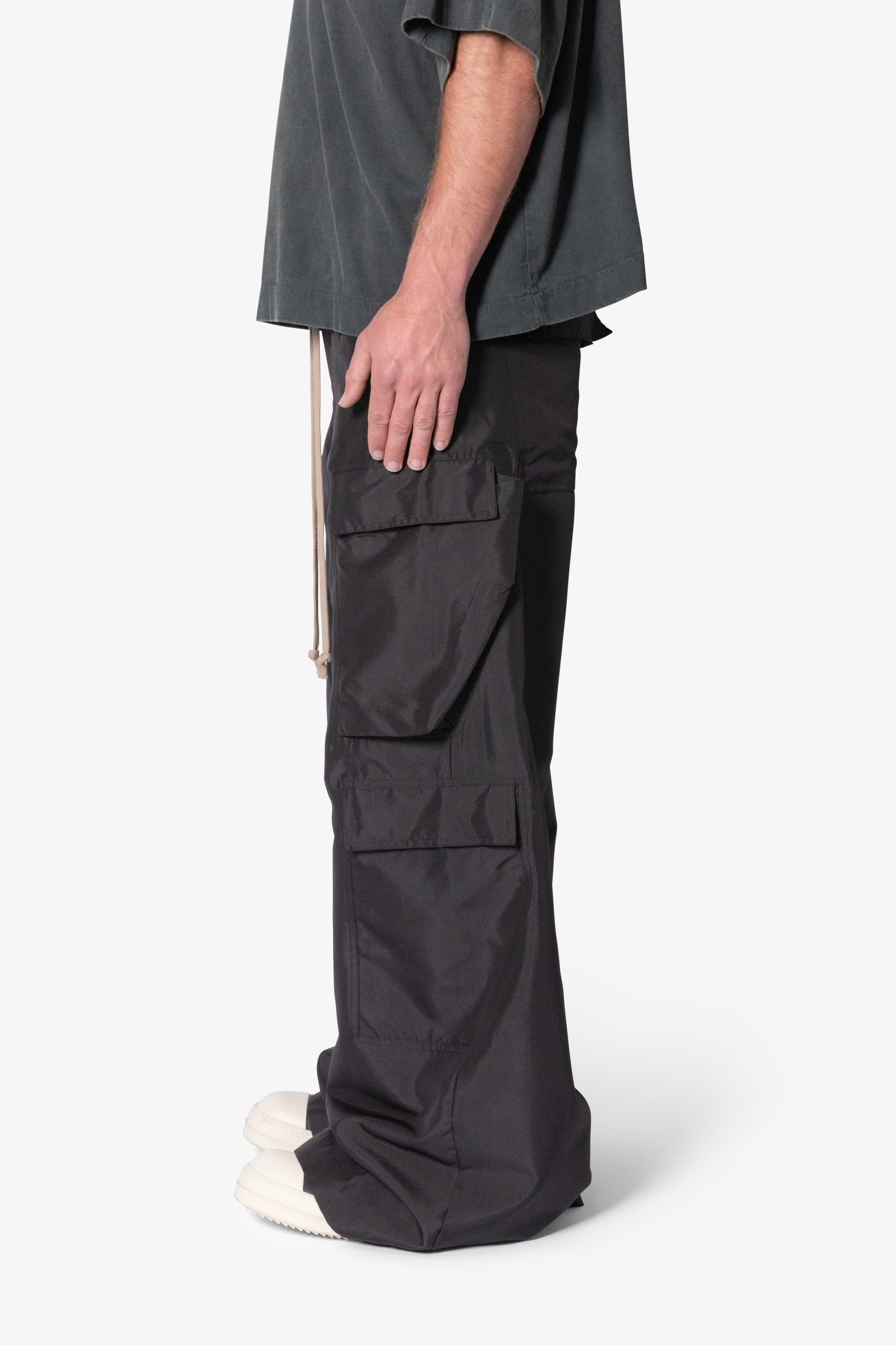 Black Double Cargo Rave Pants | mnml