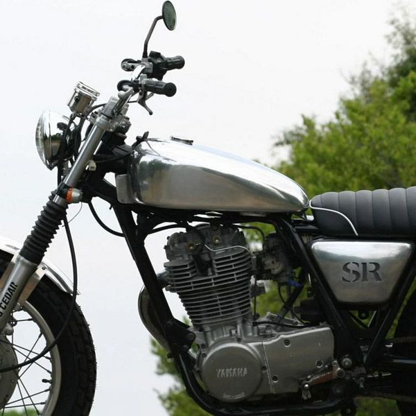 SR400 初期型 タンク ナロータンク 希少 SR 400エグリナロータンク