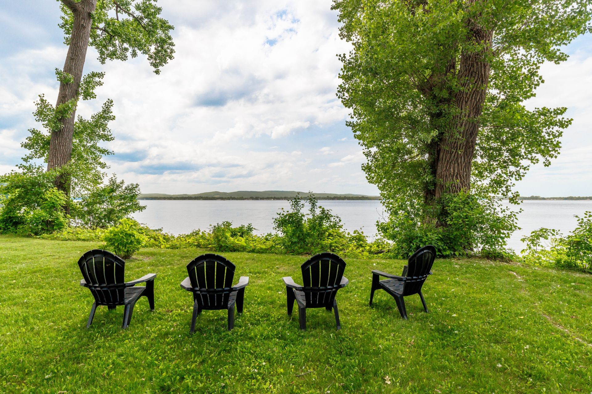 1693 Ch. du Bord-du-Lac, Montréal (L'Île-Bizard/Sainte-Geneviève)