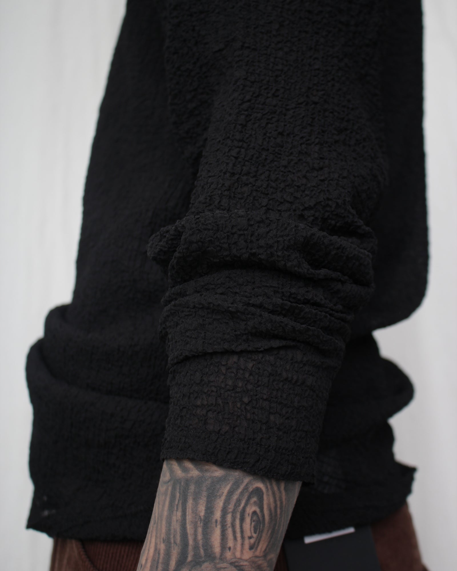 Omar Afridi / DRAPED L/S TOP (SS25-JER-104-01) Black – Mukta / Sal