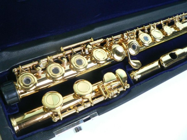 Fairyフルート ・24K金メッキ・16キー・リングキィ