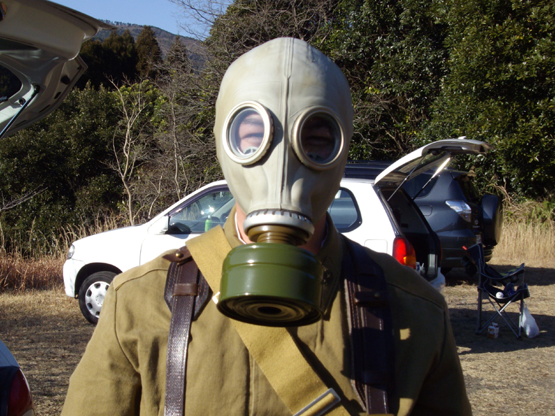 ソ連軍 ロシア軍 GP5 GP4 ガスマスク コスプレ用 フリーサイズ Amazon