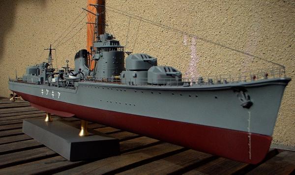 ニチモ 1／200 日本海軍 防空（乙型）駆逐艦 秋月 モーターライズ