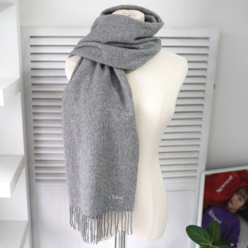 クロエ マフラー ロゴ刺繍 グレー | ブランド古着を扱うリユース