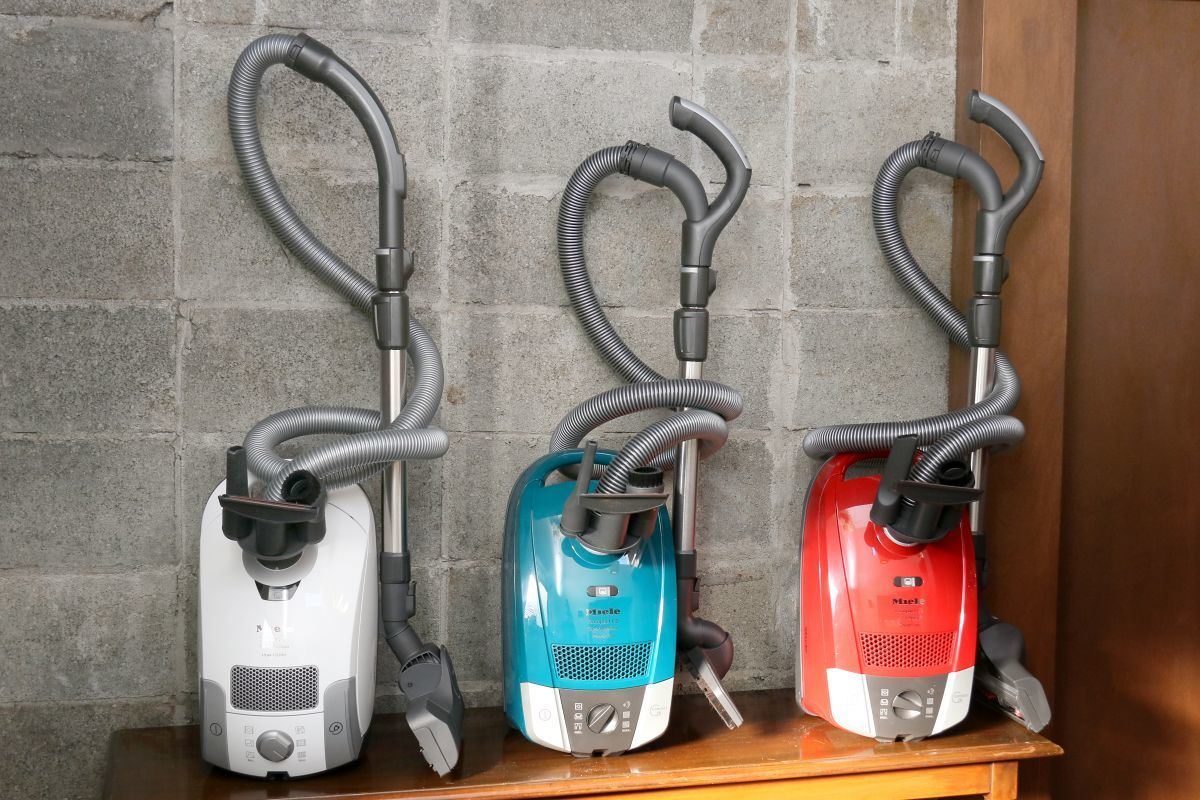 重い！ でかい！ でも掃除力はとびっきり。高級家電ミーレの掃除機