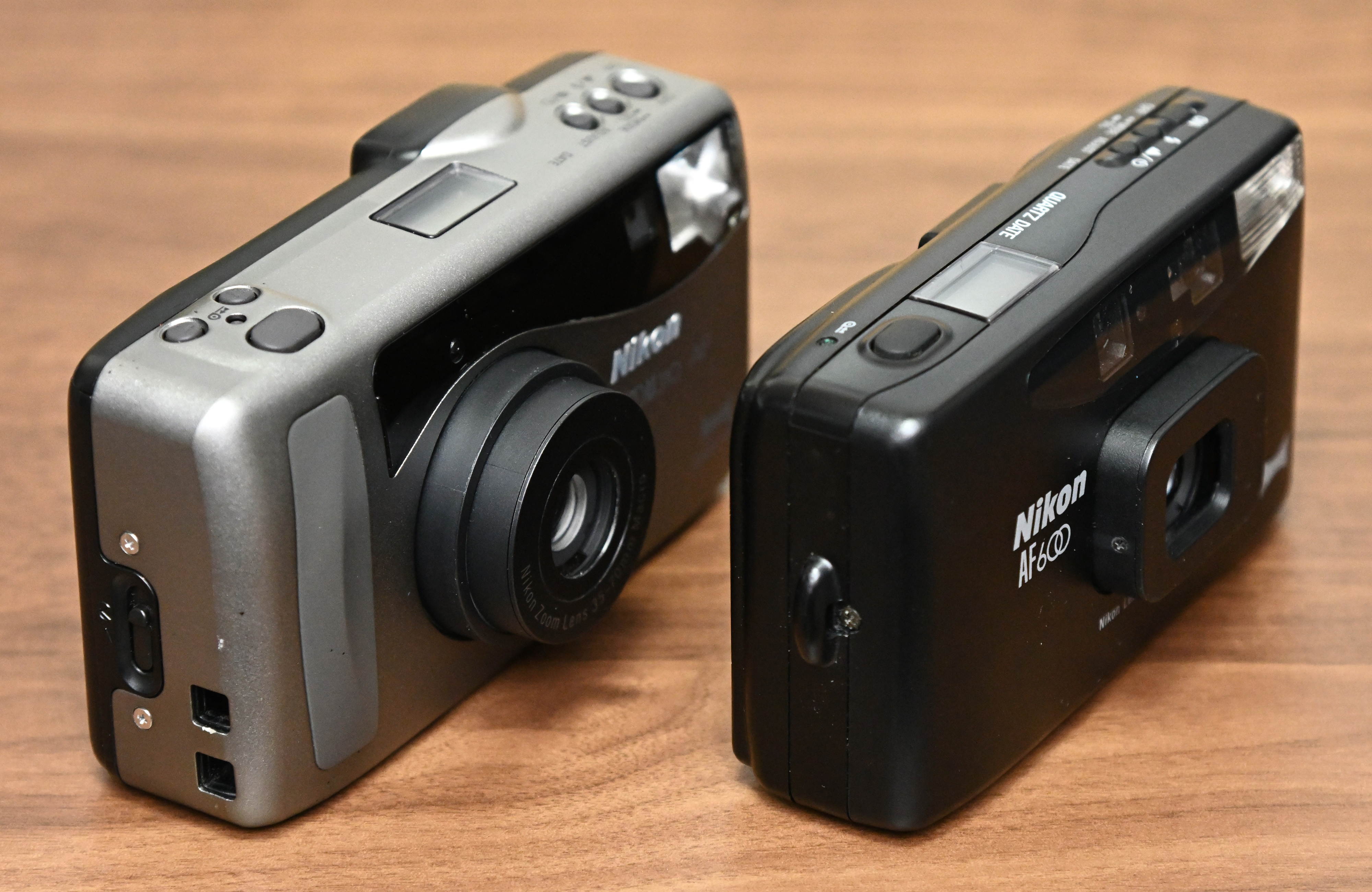 □完動品 Nikon AF600 コンパクトフィルムカメラ 中古Nikon ニコン