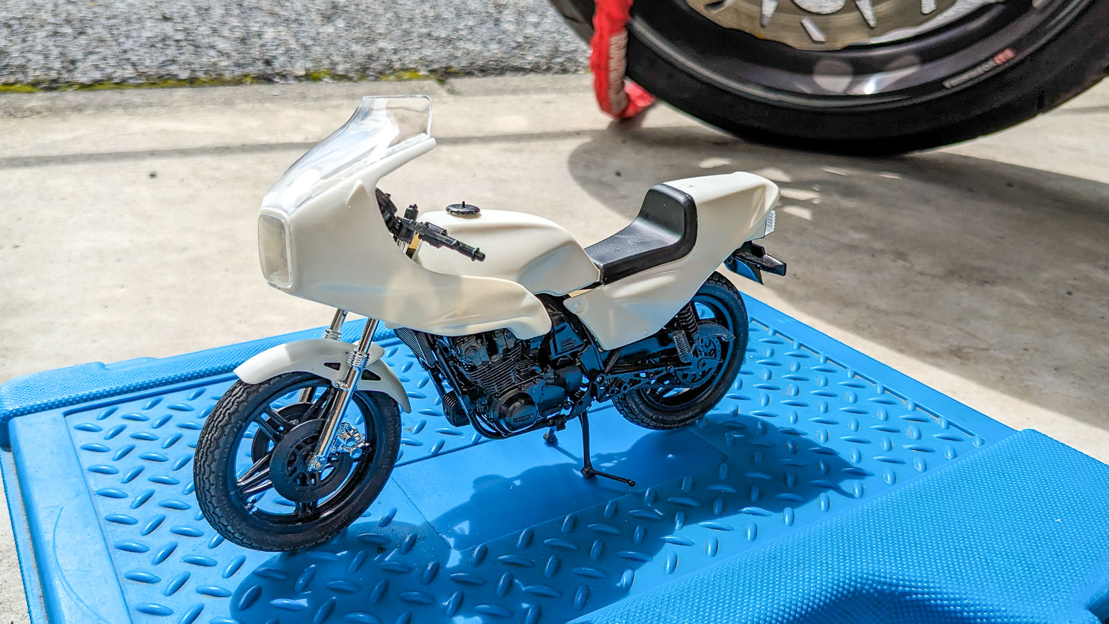 TAMIYA 1:6 ホンダCB1100R 1/6 オートバイシリーズ ホンダ CB1100R