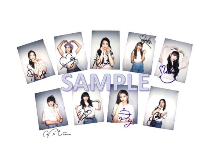 NiziU Ayaka 直筆 サイン入り クリアカード Amazon.co.jp: NiziU