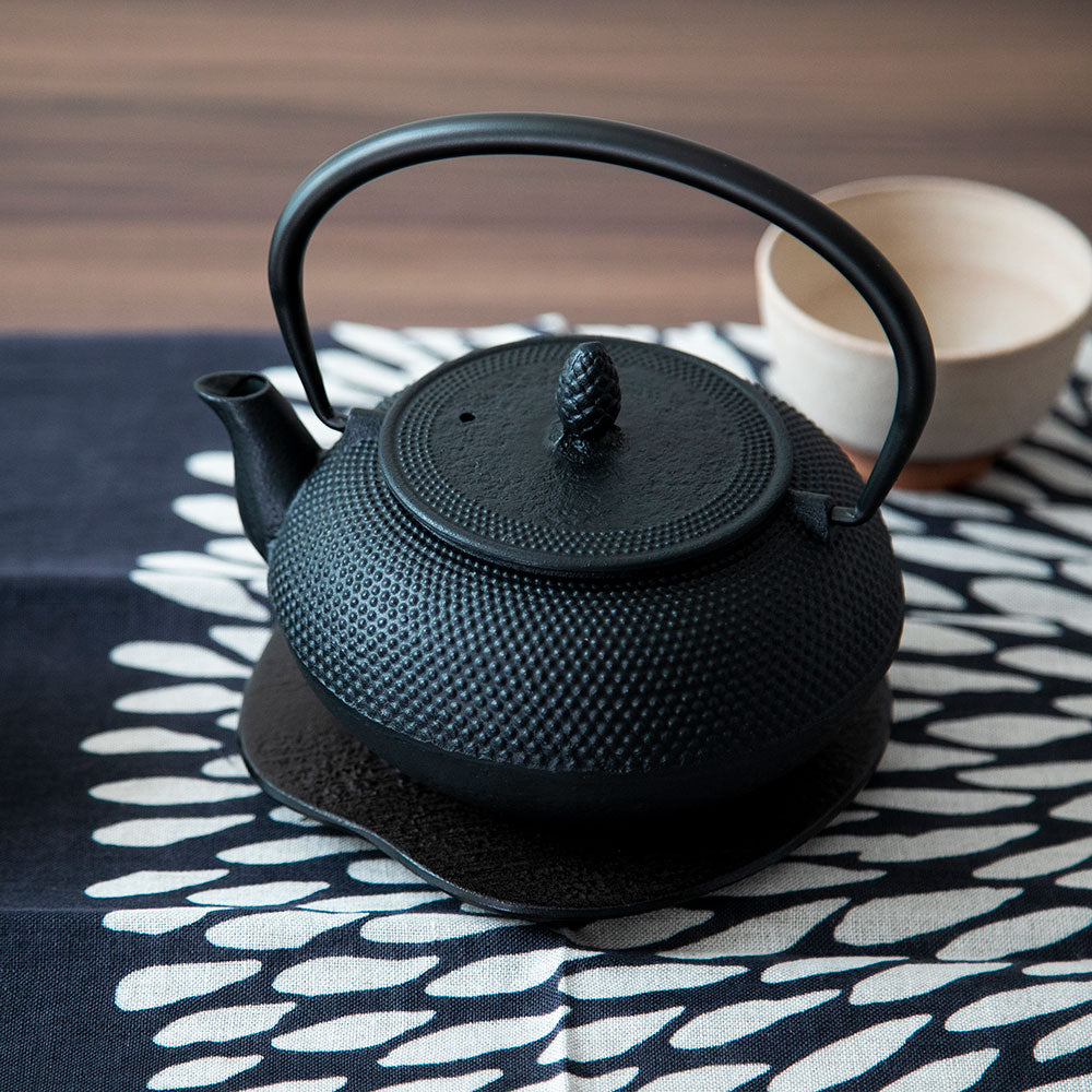 偲釜敷 瓶敷 籐編 圓式瓶座 直径約13.3㌢ 網代瓶座 急須台 円式瓶座