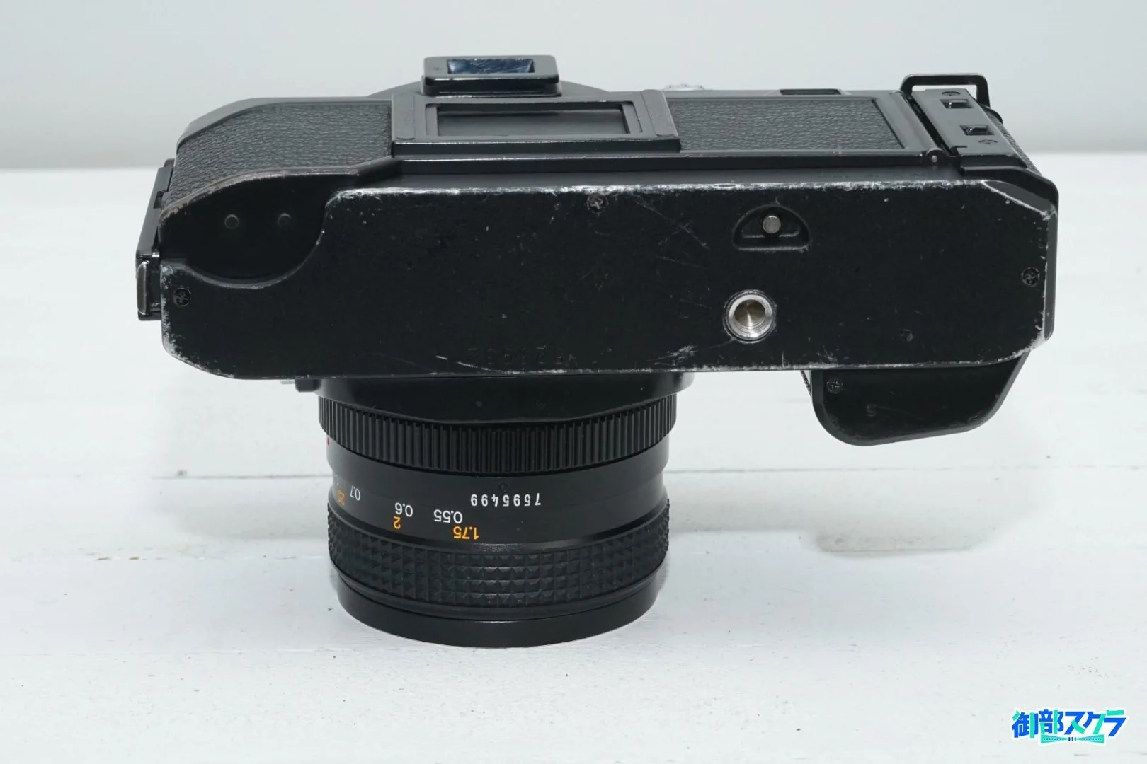 Konica FS-1 フィルム自動装填を実用化した一眼レフカメラ – 御部