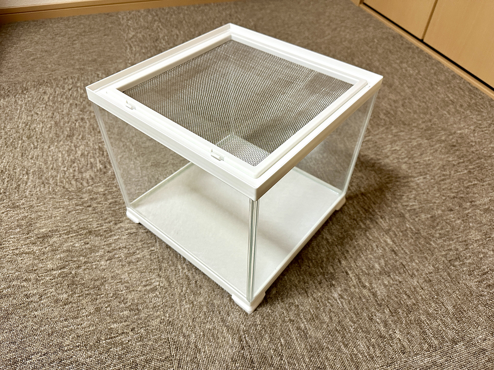 GEX レプテリアホワイト300CUBE High 開封の儀 ｜ おいらのビバリウム