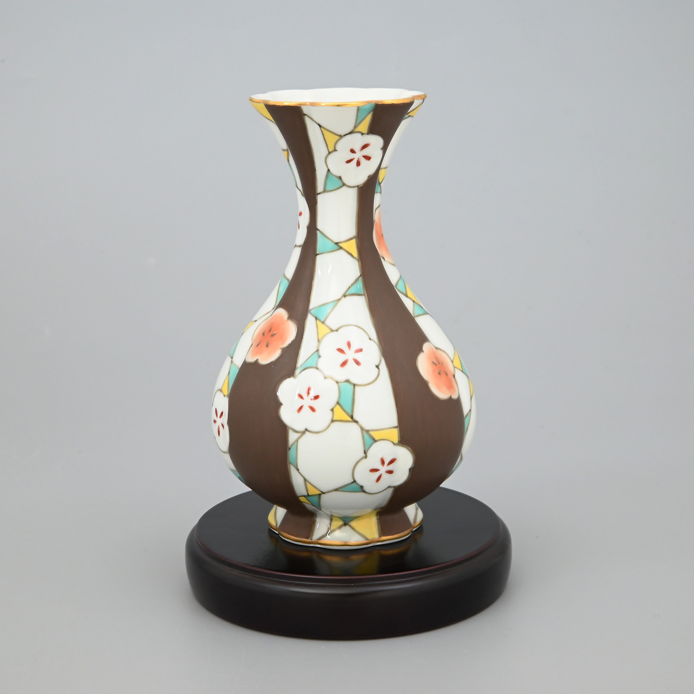 塩釉薬の六角形の花瓶