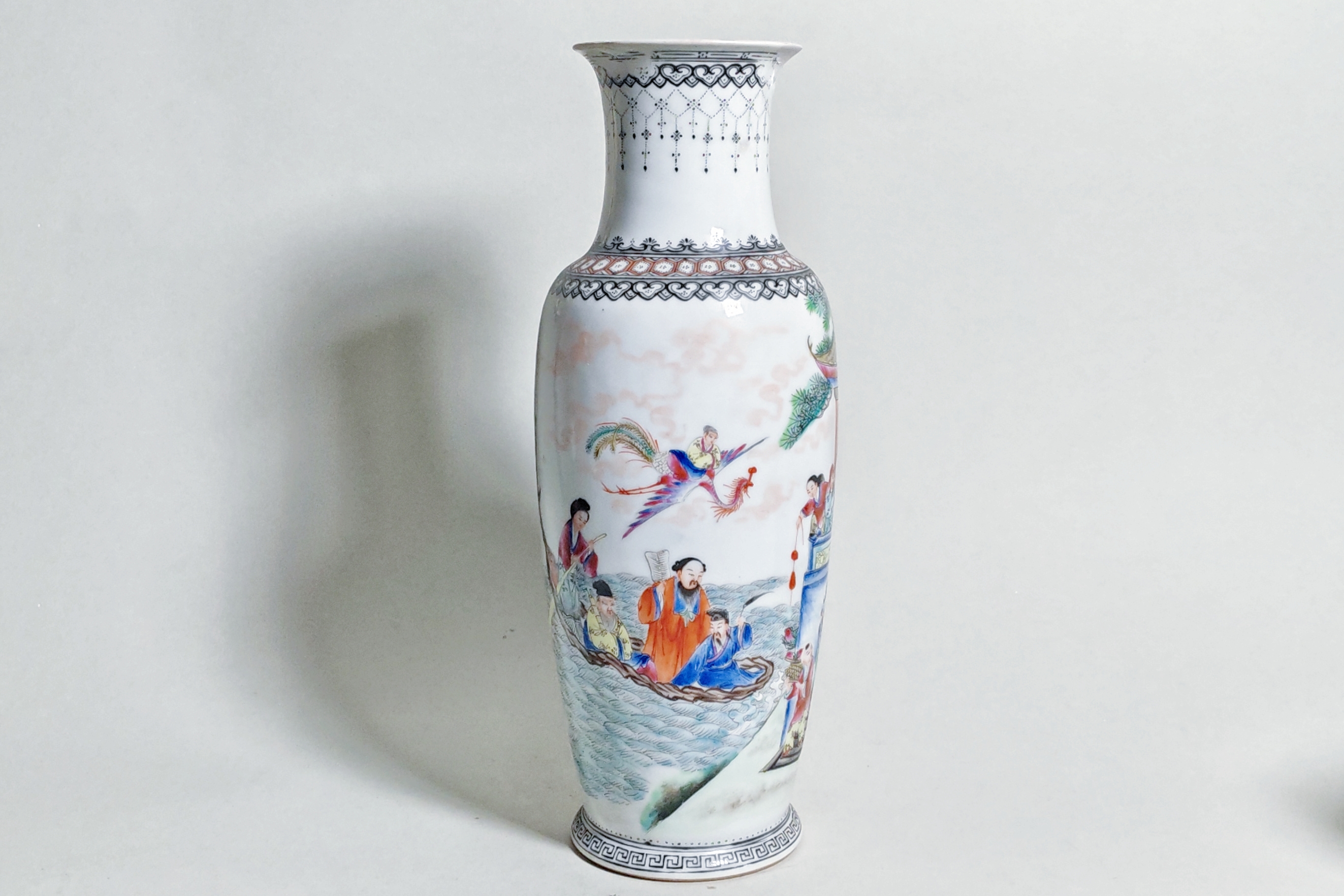 中国清代乾隆年制人物天球花瓶 古董品 年代物 中国清代乾隆年制人物