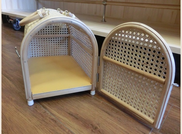 籐キャリーMサイズ(横開きタイプ) | 籐キャリー | 猛禽グッズ | グッズ